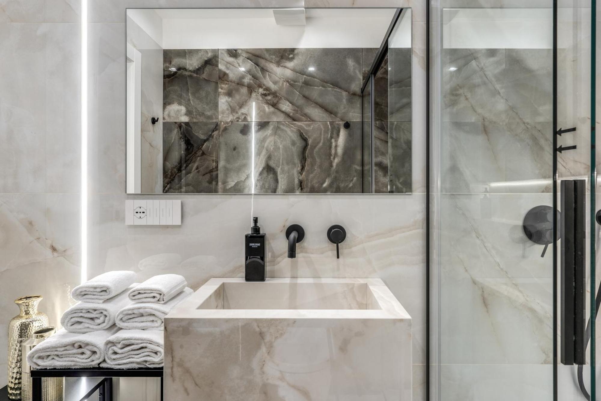 Atarooms Suites Napoli Экстерьер фото